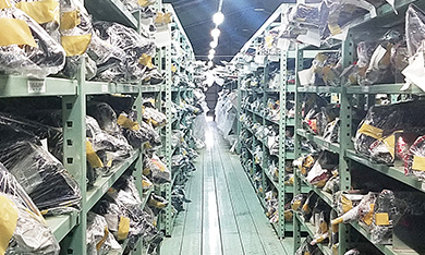 部品倉庫に保管